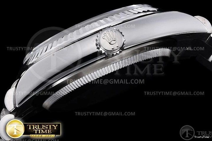 0112 ModernLook RDD0224B – DayDate 36mm 747